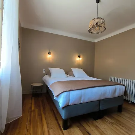 בית נופש 6 Pers, 3 Chambres, Au 1er Etage, D'une Maison A Luz Saint Sauveur, Hautes-pyrenees *