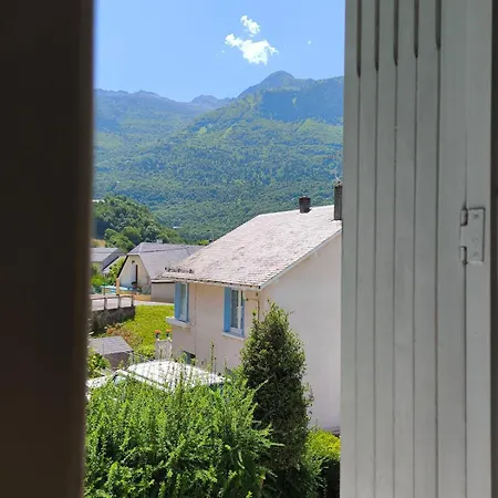 6 Pers, 3 Chambres, Au 1er Etage, D'une Maison A Luz Saint Sauveur, Hautes-pyrenees Ferienhaus *