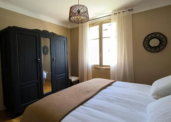 6 Pers, 3 Chambres, Au 1er Etage, D'une Maison A Luz Saint Sauveur, Hautes-pyrenees Люс-Сен-Совёр