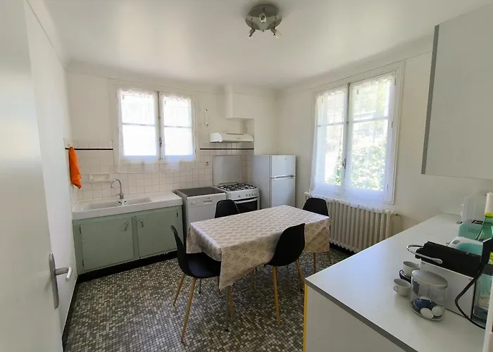 Дом отдыха 6 Pers, 3 Chambres, Au 1er Etage, D'une Maison A Luz Saint Sauveur, Hautes-pyrenees *