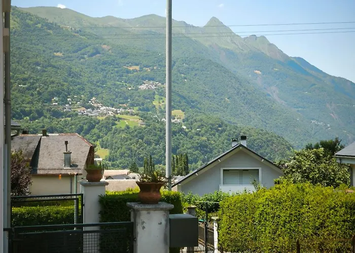 6 Pers, 3 Chambres, Au 1er Etage, D'une Maison A Luz Saint Sauveur, Hautes-pyrenees Дом отдыха Люс-Сен-Совёр